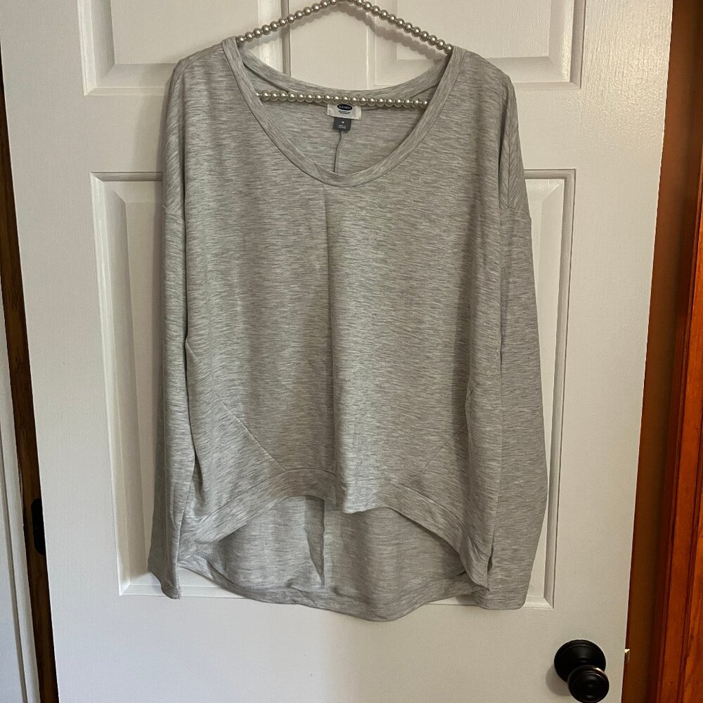 Old Navy Ladies Gray Wide Neck Drop Shoulder Hi-Lo Casual Top Size M